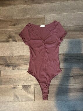 Ribbed Altar’d State V-Neck Bodysuit